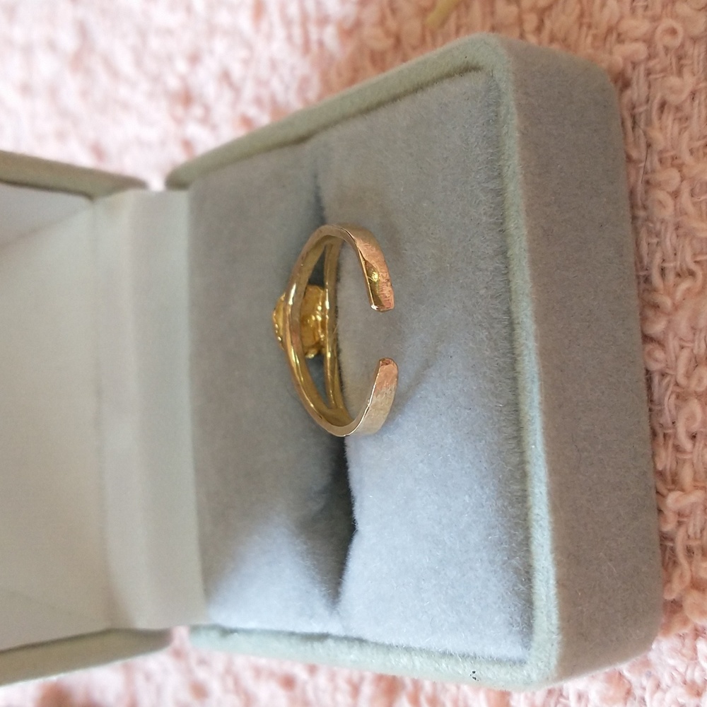 10k solid gold toe ring - Picture 4 of 5